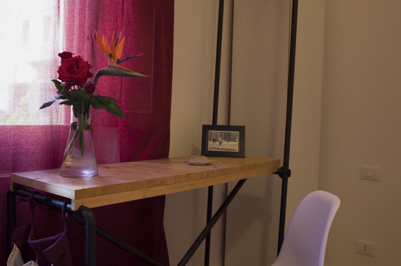 Area 12 Bb Bed & Breakfast Trapani Bagian luar foto